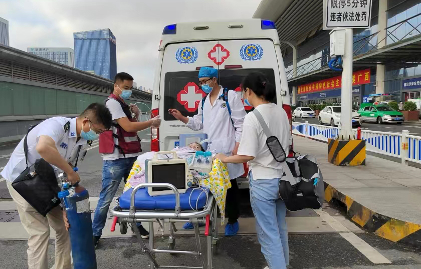 贡山救护车出租公司